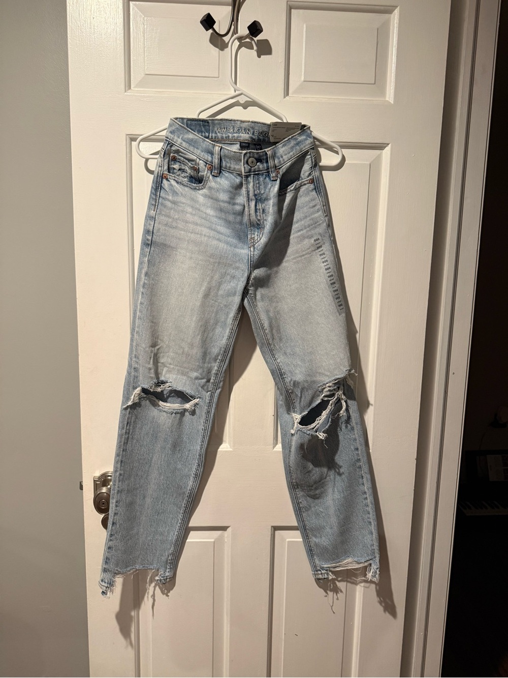 American Eagle Light Blue Distressed Women's Jeans 000 Short
